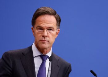 Рютте просить не базікати про переговори з РФ – “навіщо допомагати Путіну”?