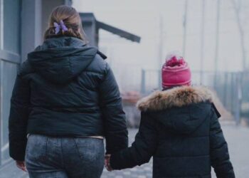 В Україну з ТОТ повернули 8-річну доньку військовослужбовиці, яка не бачила маму майже 3 роки