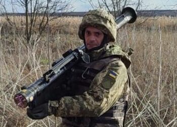 На Миколаївщині воїн Херсонської бригади зі «Стінгера» збив російську ракету – і це був його перший постріл! (ФОТО)