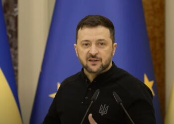 Найважче питання переговорів – особа, яка буде сидіти навпроти, – Зеленський (ВІДЕО)