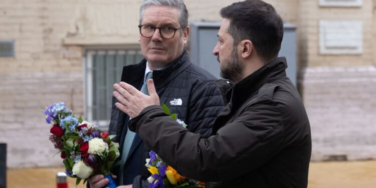 Зеленський і Стармер у Києві підписали Угоду про сторічне партнерство. Текст