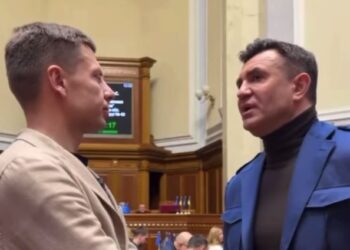 Нардеп Тищенко прибув на засідання Верховної Ради