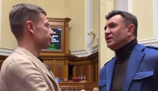 Нардеп Тищенко прибув на засідання Верховної Ради