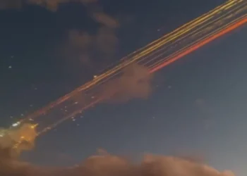 Мегаракета Ілона Маска Starship вибухнула під час польоту і мало не призвела до трагедії (ВІДЕО)