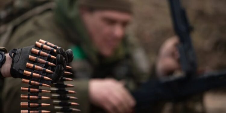 На саміті ЄС спробують вирішити, де закуповувати озброєння для Європи