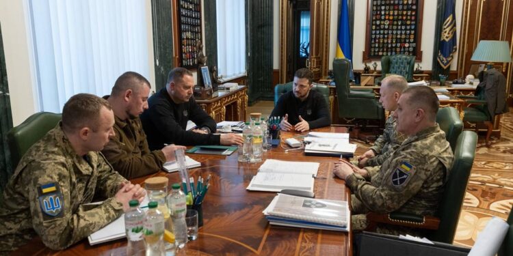 Зеленський обговорив з військовими кандидатури на посаду начальника Національної академії Сухопутних військ (ФОТО)