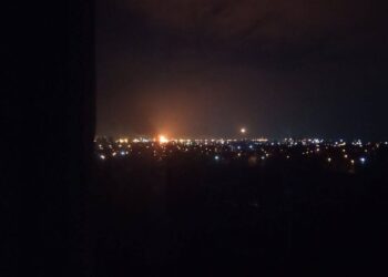 У Волгоградській області горить НПЗ – нібито сам, без нас (ВІДЕО)