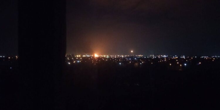 У Волгоградській області горить НПЗ – нібито сам, без нас (ВІДЕО)