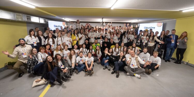 Школярі Миколаївщини отримали $25 тис. на власні соціальні проєкти у громадах (ФОТО)