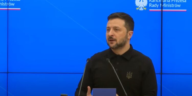 Зеленський в Польщі назвав кількість української армії і скільки зброї виробляє Україна (ВІДЕО)