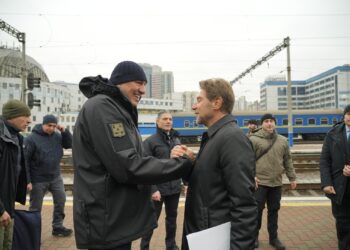 До Києва прибув міністр оборони Італії Крозетто (ФОТО)