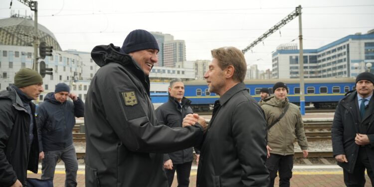 До Києва прибув міністр оборони Італії Крозетто (ФОТО)