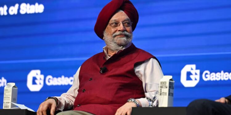 Найбільший імпортер російської нафти готовий купувати енергоносії у США