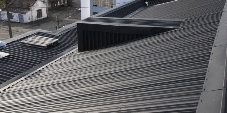 «Миколаївелектротранс» змонтує гібридну сонячну станцію – для чого?