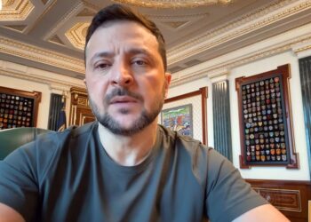 Зеленський прийняв доповідь Сирського і відзначив воїнів 24-ї, 100-ї, 59-ї, 68-ї та 79-ї бригад (ВІДЕО)