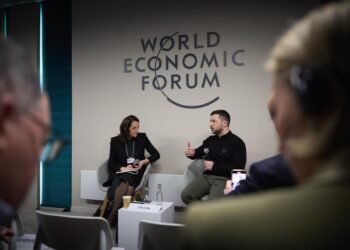 Зеленський порахував, скільки потрібно миротворців в Україні – стільки ж, скільки вторглося рашистів на початку війни