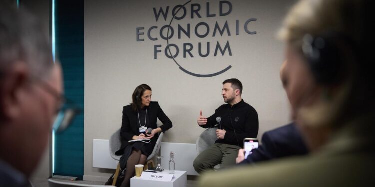 Зеленський порахував, скільки потрібно миротворців в Україні – стільки ж, скільки вторглося рашистів на початку війни