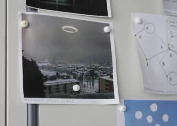 Як Швейцарія на НЛО полювала