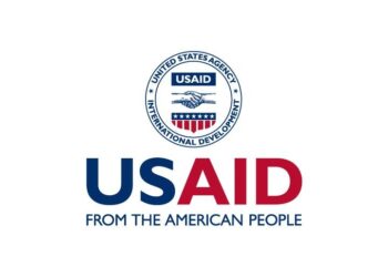 Офіс USAID в Україні призупинив всі проекти і видатки на них – ЗМІ