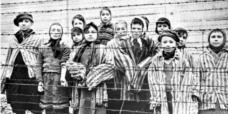 Аушвіц. Як він став центром нацистського Голокосту