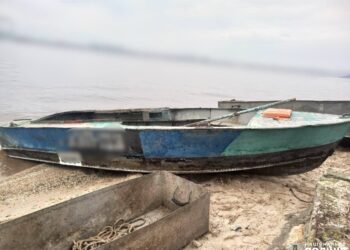 Миколаївські поліцейські зловили рибалку біля Малої Коренихи. Що він зробив не так (ФОТО)