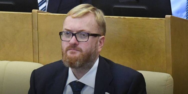 Вони не лікуються – депутат російської держдуми запропонував Гренландії увійти до складу росії і назватися ГНР