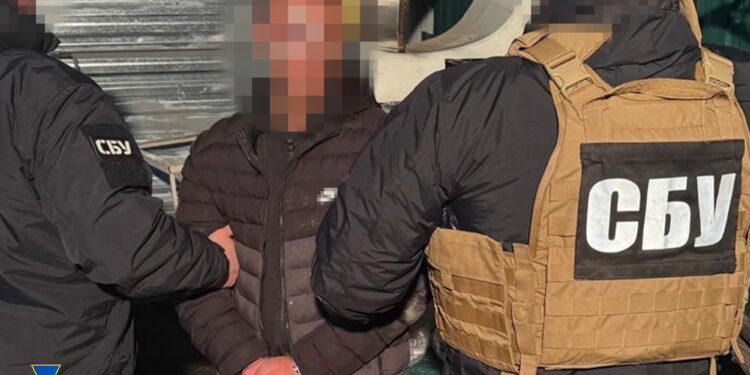 СБУ та Нацполіція затримали агентурну групу рф, яка готувала серію терактів на Одещині (ФОТО)