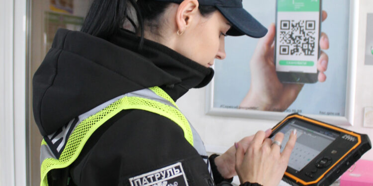 У сервісному центрі МВС Миколаївщині двічі спрацьовувала система «Гарпун»