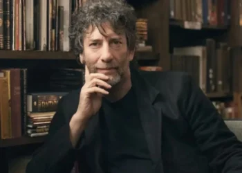 Вісім жінок звинуватили письменника Ніла Ґеймана у сексуальних домаганнях  (ВIДЕО)