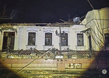 Збили 9 дронів «Shahed 131/136», наслідки атаки на Миколаїв (ФОТО, ВІДЕО)