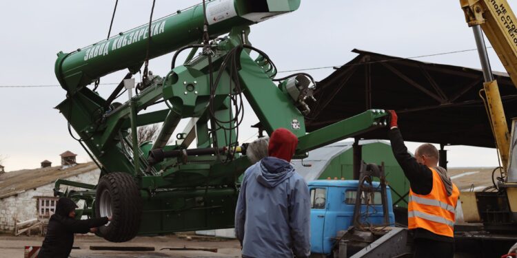 Міністр агрополітики і голова ФАО в Україні на Миколаївщині – зустрілись з аграріями, передали їм обладнання і підписали меморандум (ФОТО)