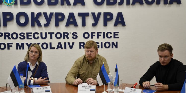 Миколаїв відвідав Генпрокурор Естонії – йому розповіли про кількість жертв і постраждалих від російських атак (ФОТО)