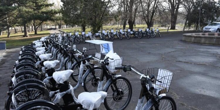 40 електровелосипедів отримали соціальні працівники громад Миколаївщини (ФОТО)