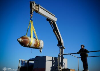 На Миколаївщині піротехніки ДСНС знищили ФАБ-500 (ФОТО)