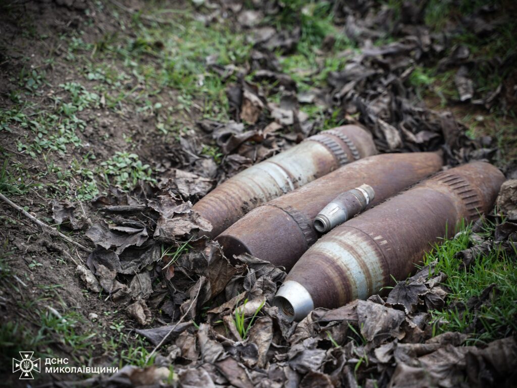 Рятувальники Миколаївщини знешкодили 4 боєприпаси, знайдені в деокупованій громаді (ФОТО) 6