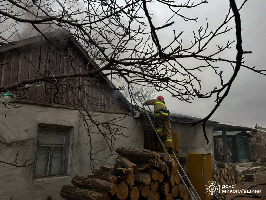 На Миколаївщині за добу було чотири пожежі, не пов'язані із ворожими обстрілами, - на одній з них врятований чоловік (ФОТО) 8