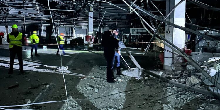 Поліція показала наслідки ракетного удару по Миколаєву (фото)