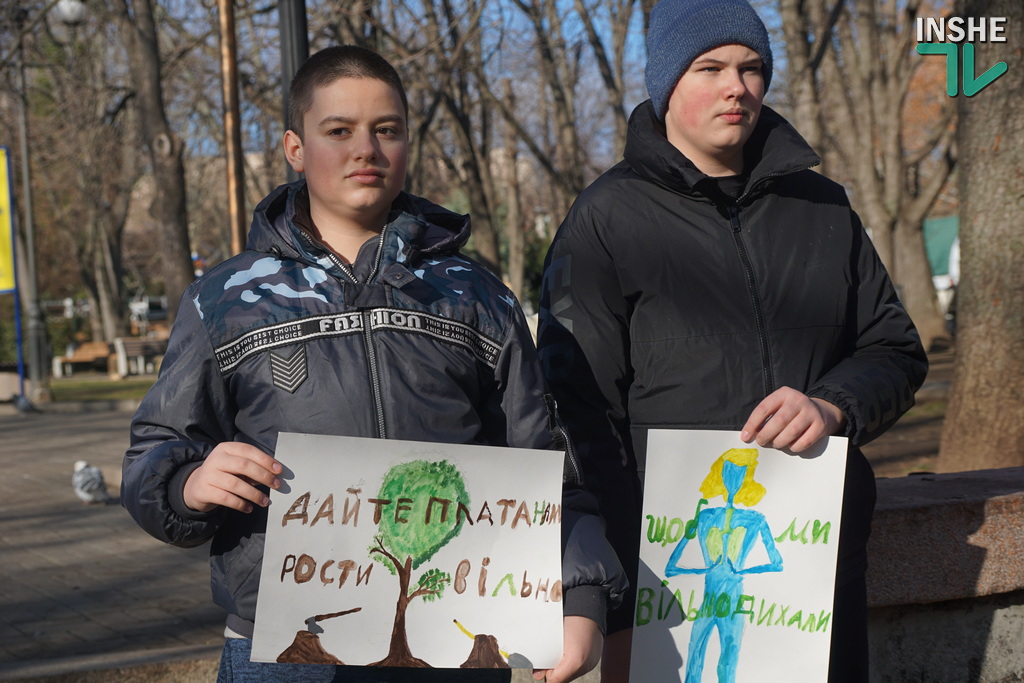 Мешканці Миколаєва вийшли на захист платанів від варварської обрізки (ФОТО, ВІДЕО) 10