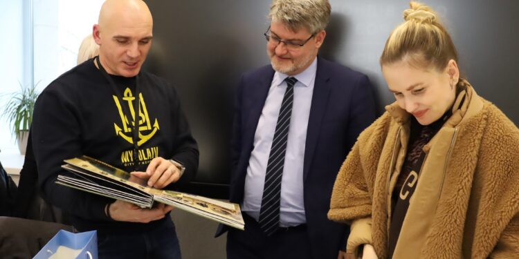 До Миколаєва завітала делегація на чолі з Послом Франції (ФОТО)