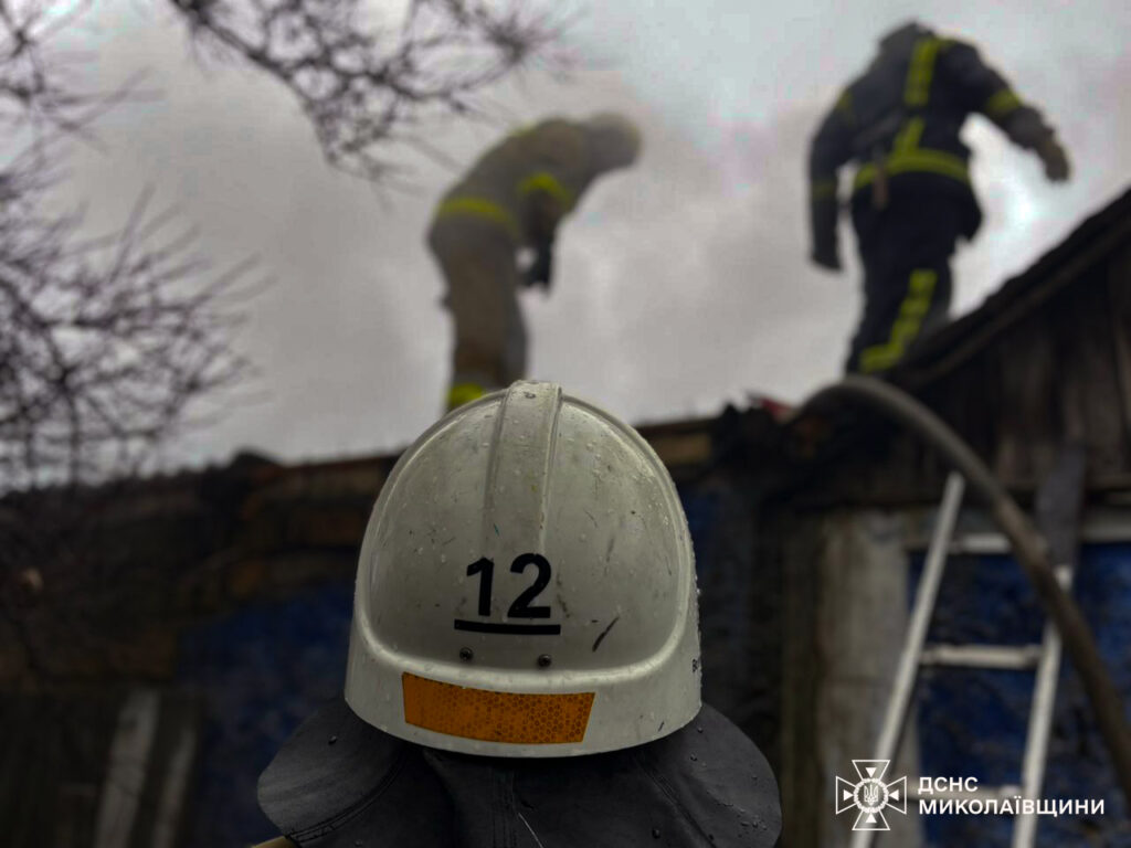 На Миколаївщині за добу було чотири пожежі, не пов'язані із ворожими обстрілами, - на одній з них врятований чоловік (ФОТО) 16