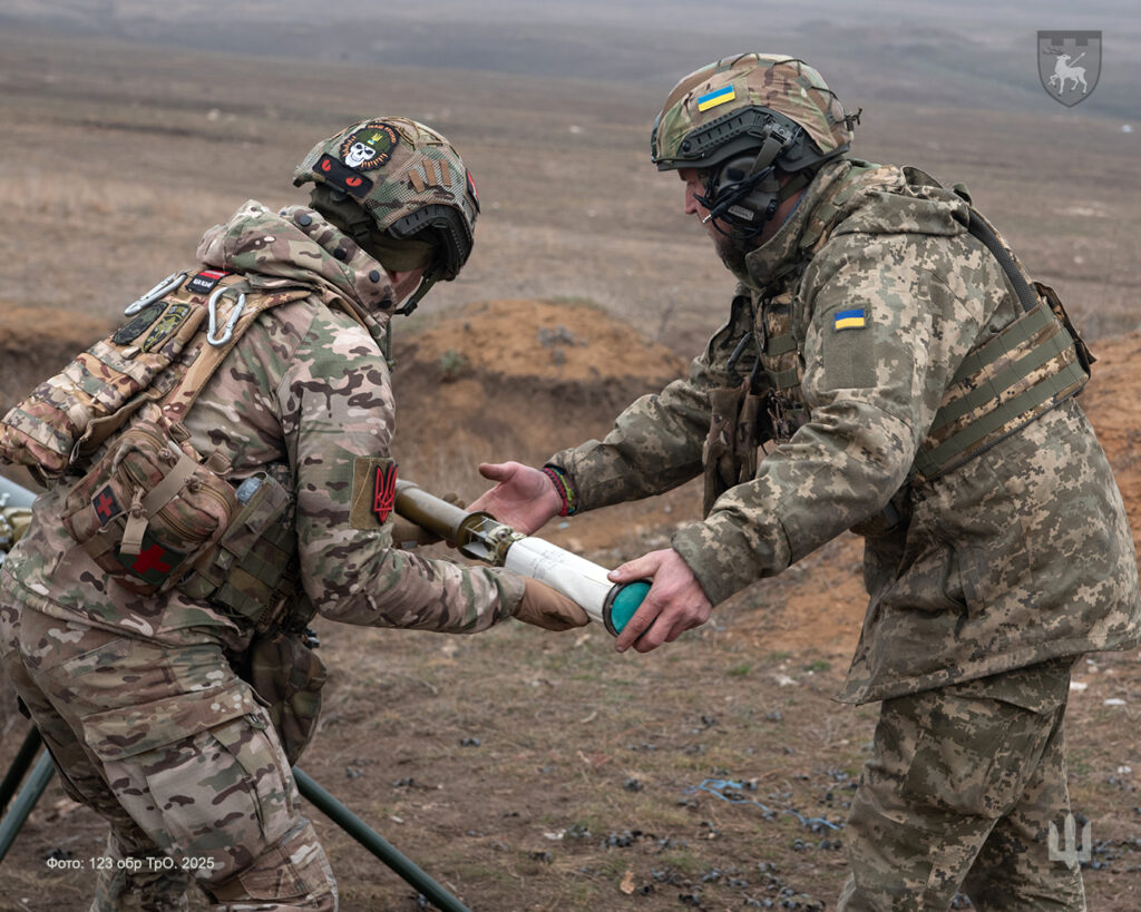 Миколаївські тероборонівці – навчання без «совка» (ФОТО) 12