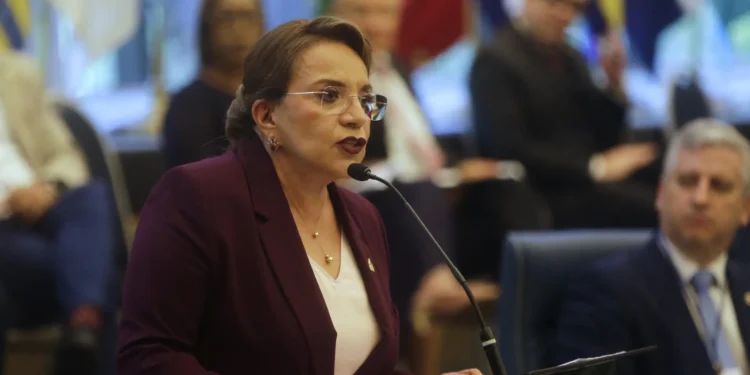 У Гондурасі загрожують Трампу закрити військову базу США. Через що