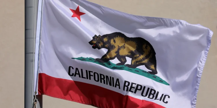 У Каліфорнії збирають підписи для референдуму про вихід із США