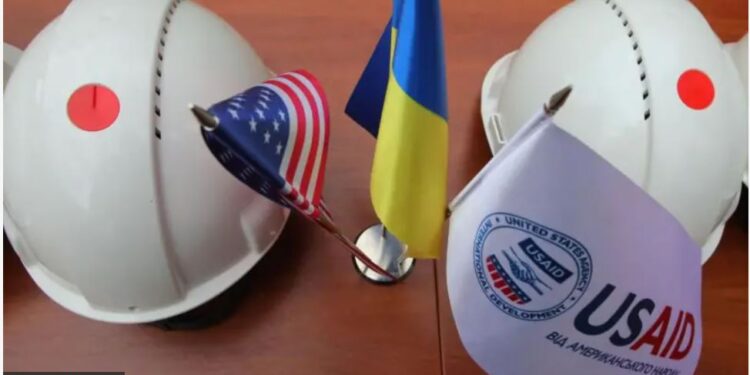 США призупинили допомогу іноземним країнам. Як це зачепило Україну