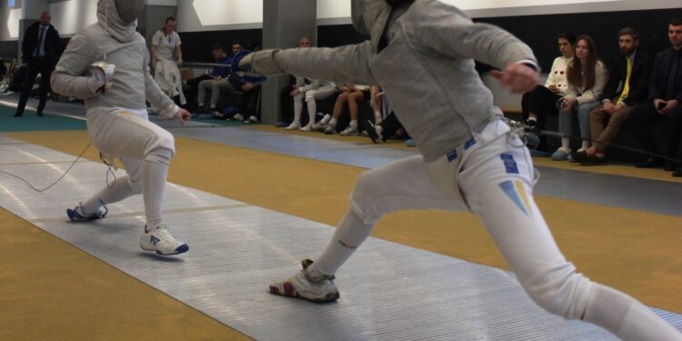 Фехтувальний «Ля Флєш Cup» в столиці. Миколаївські шаблісти Олейников та Коротченко – з нагородами (ФОТО)