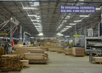 В Україні підприємство завозить 160 трудових мігрантів з Бангладеш. А що буде після війни?