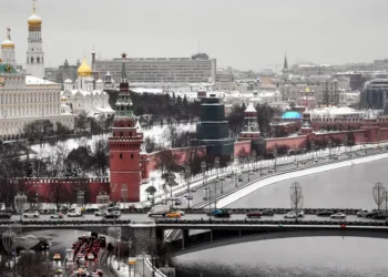 Що відбуватиметься з економікою РФ цьогоріч – аналіз DW