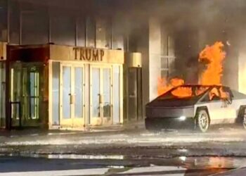 Біля готелю Trump Las Vegas вибухнув Cybertuck: є загиблий і постраждалі  (ВIДЕО)