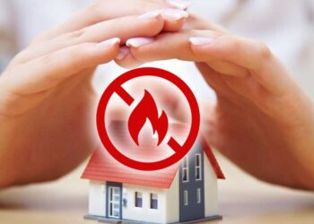 Пожар не помеха: как уберечь деньги и ценности от огня