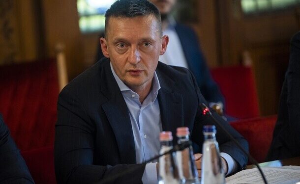 США ввели санкції проти поплічника Орбана – він як Єрмак при Зеленському